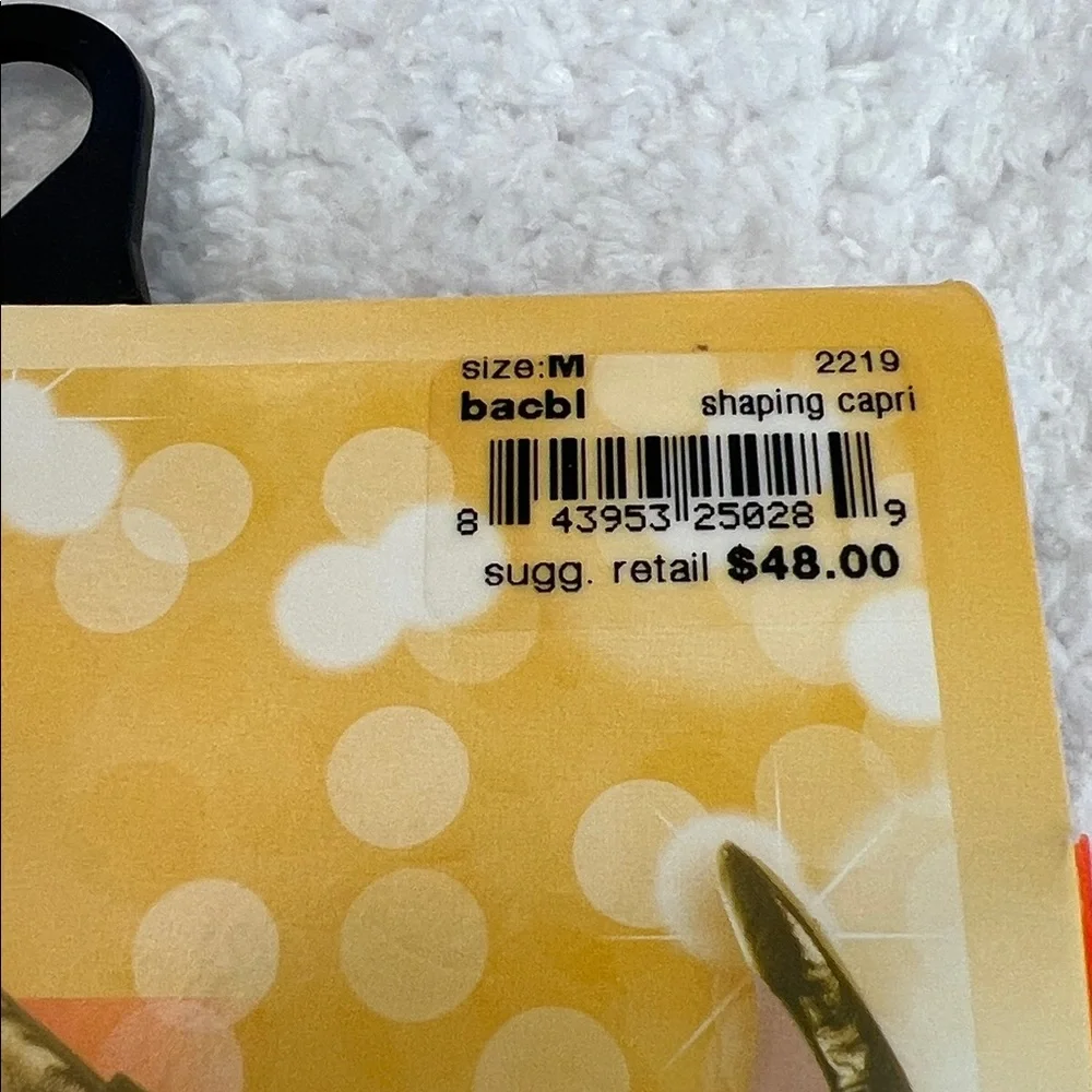 SPANX Black Capri Shaping Leggings - Picture 2 of 7